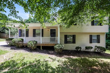 1255 Bishops Ln SE Lawrenceville, GA 30045